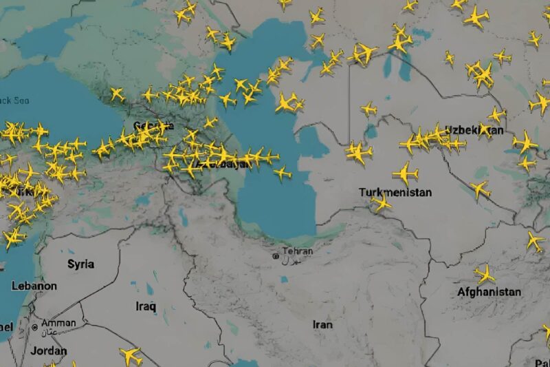 Wilayah udara Timur Tengah lumpuh: Ribuan penerbangan dibatalkan, harga tiket bisa meroket.