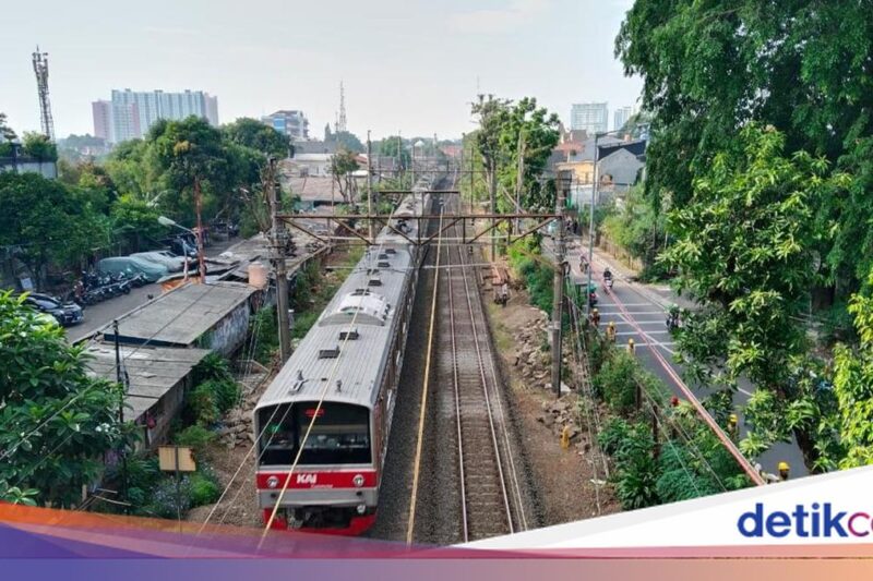 Jam Pulang Kerja, KRL Jakarta-Bogor Alami Gangguan